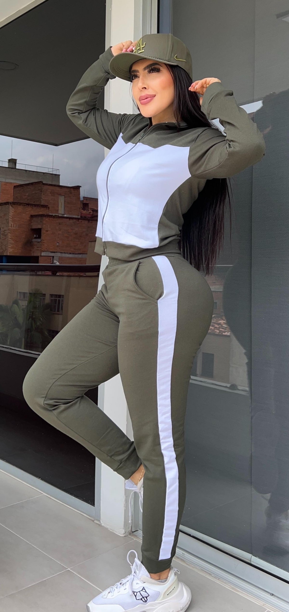 31014 CONJUNTO BICOLOR TINA